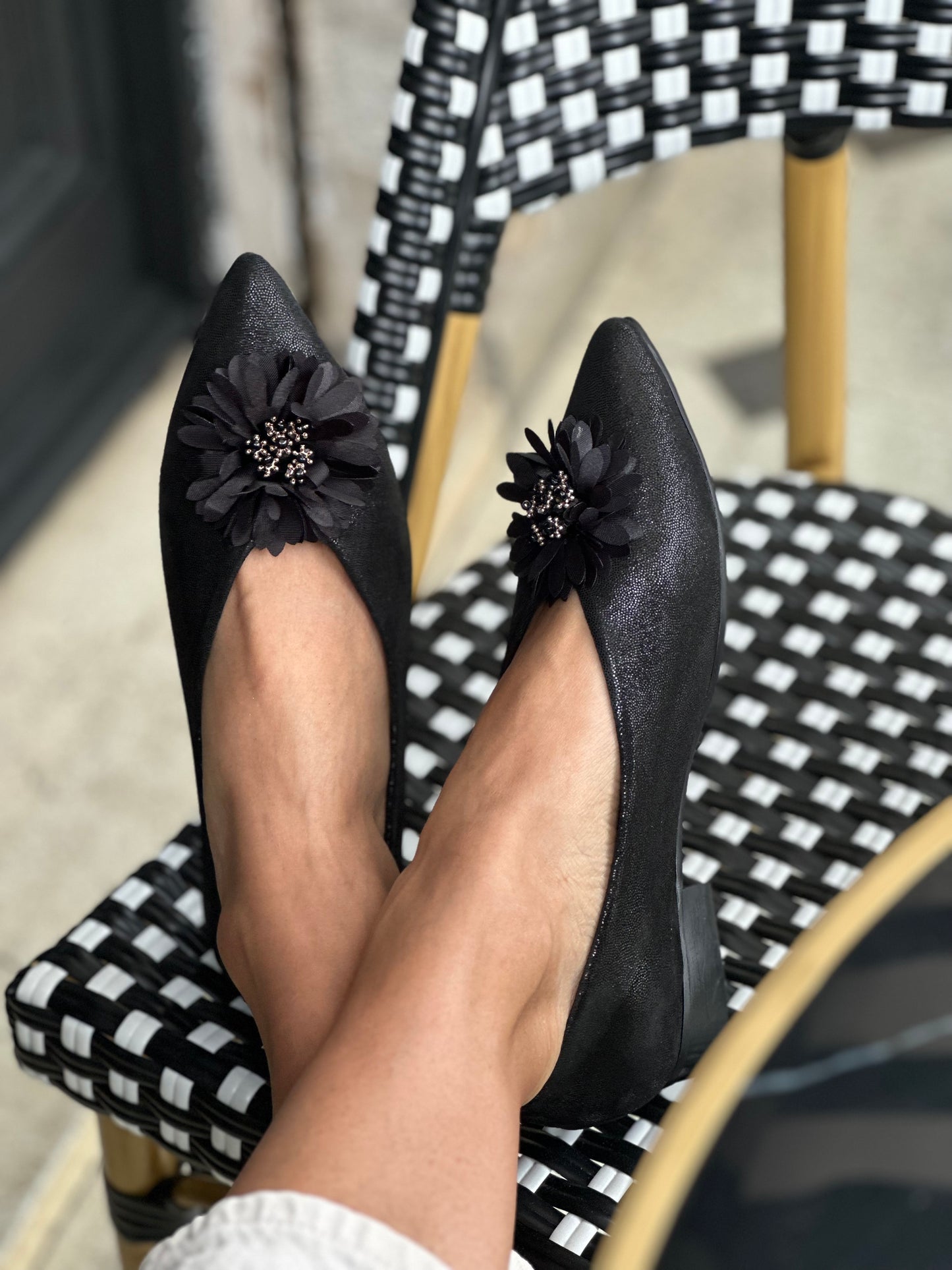 FLOR NEGRO